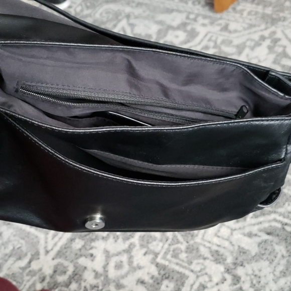 Relic Purse - Picture 6 of 7